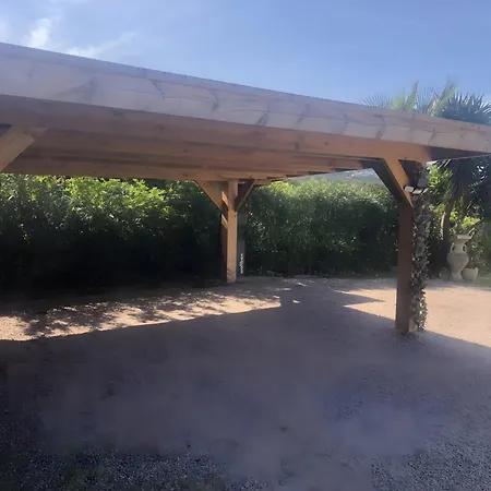 Le Pape - ベッド・アンド・ブレックファスト 2*