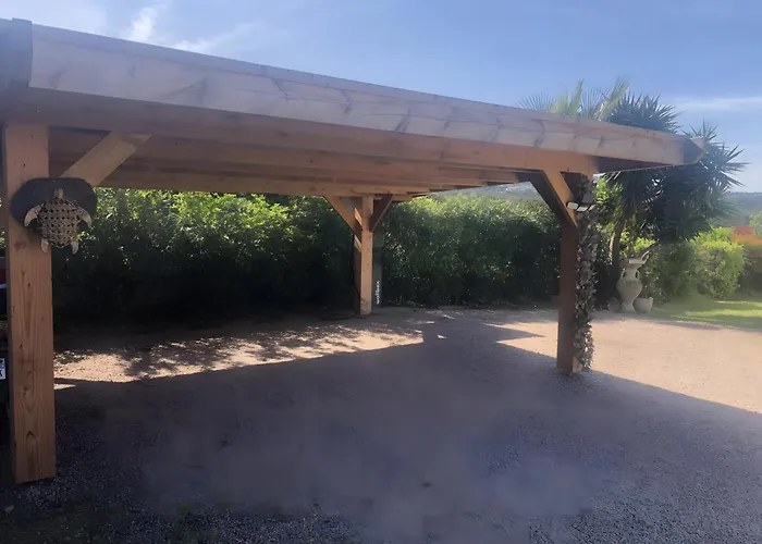 Le Pape - ベッド・アンド・ブレックファスト 2*